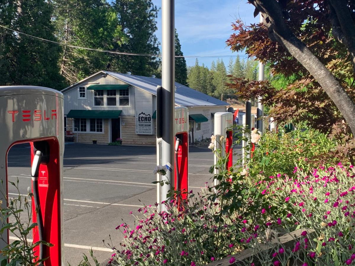 Hotel Yosemite Basecamp Groveland Esterno foto